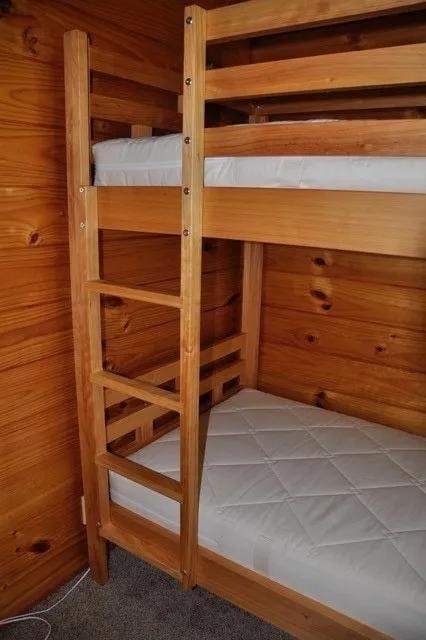 INNATURE Kids' Solid Timber Bunk Bed - INNATURE