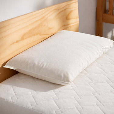 INNATURE Organic Wool & Cotton Child’s Pillow - INNATURE